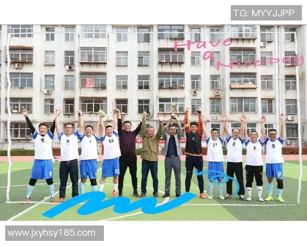 中国足球明星的辉煌历程与成就解析让我们一起回顾他们的精彩瞬间 中国足球明星的辉煌历程与成就解析让我们一起回顾他们的精彩瞬间