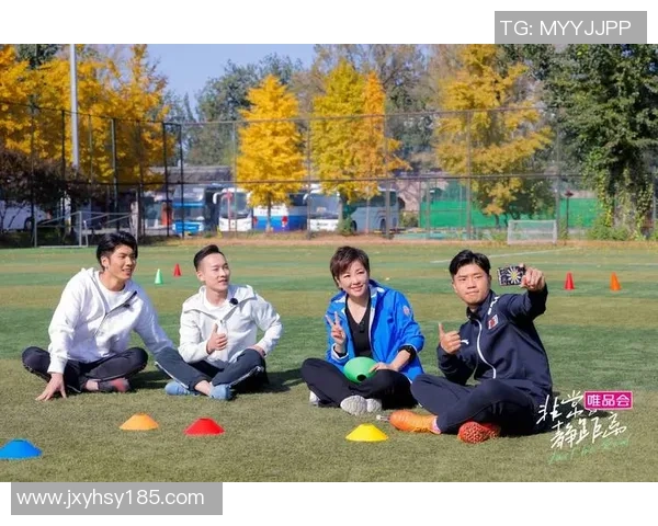 李静足球：从草根到职业的奋斗之路与梦想追逐