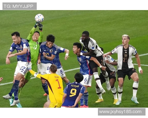 足球喝水门事件引发的争议与反思对体育精神的影响与启示